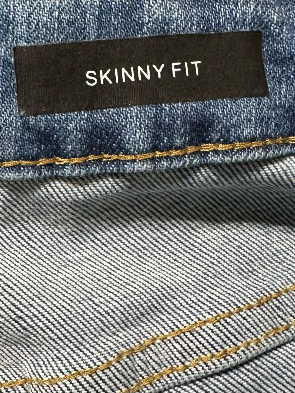 Judy Blue High Waist Lemon Patch Skinny Jeans Distressed 11/30